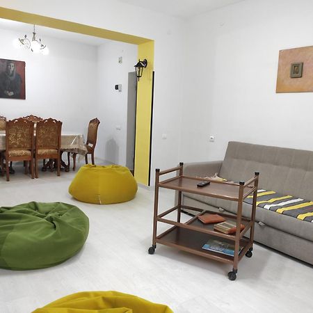 Ners Guest House Gyumri ภายนอก รูปภาพ