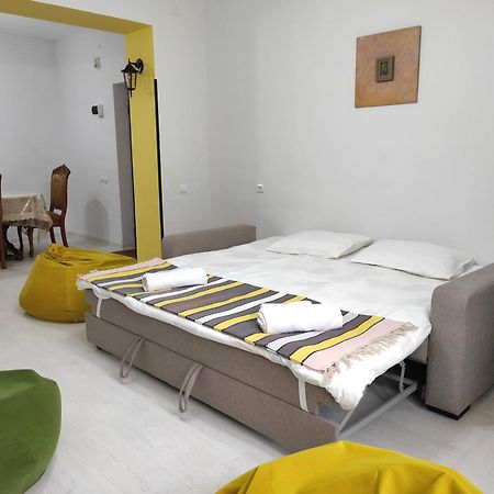 Ners Guest House Gyumri ภายนอก รูปภาพ