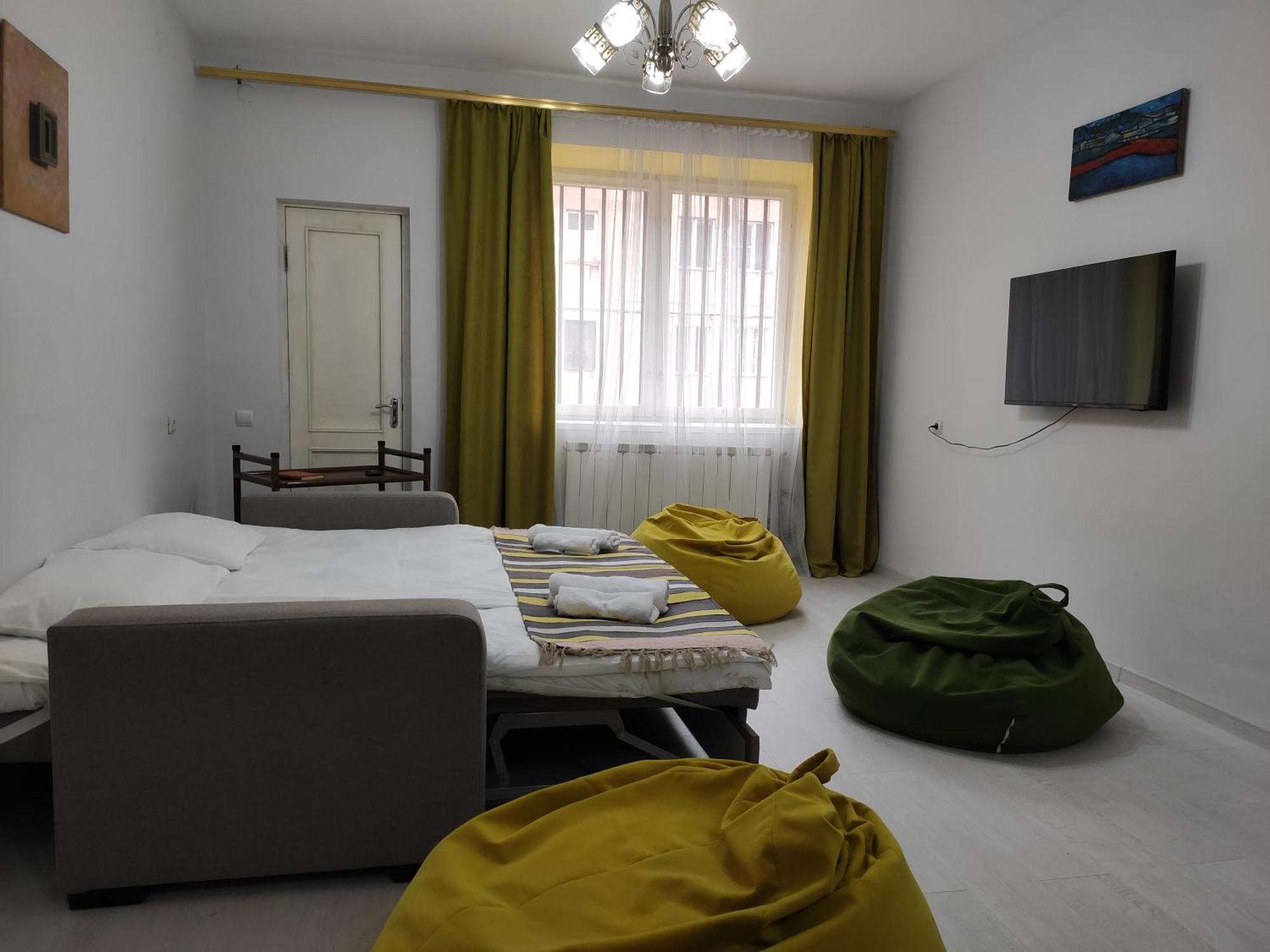 Ners Guest House Gyumri ภายนอก รูปภาพ
